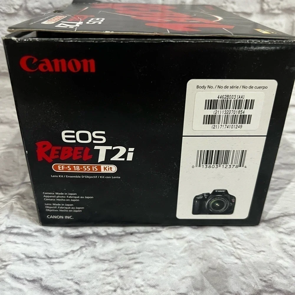 Canon EOS Digital Rebel T2i Digital w/18-55mm IS II Lens kit used camera